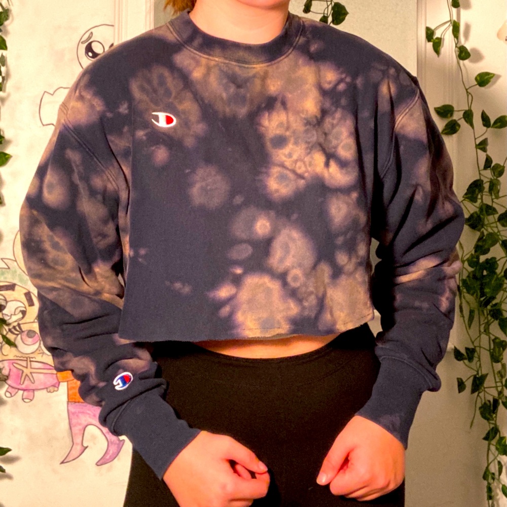 Bleach tie dyed cropped champion crew neck